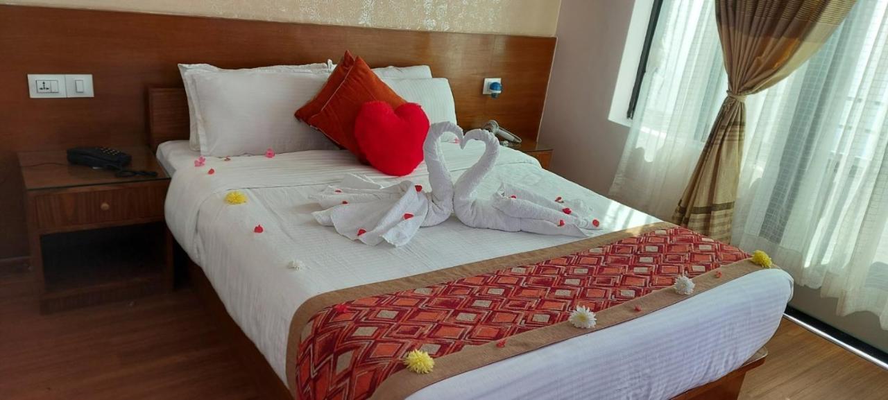 Bojinee Nagarkot Resort Dış mekan fotoğraf