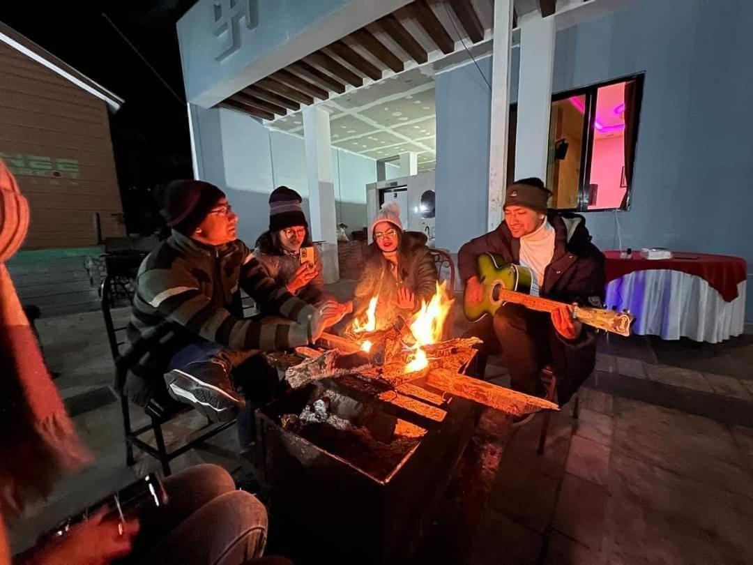 Bojinee Nagarkot Resort Dış mekan fotoğraf