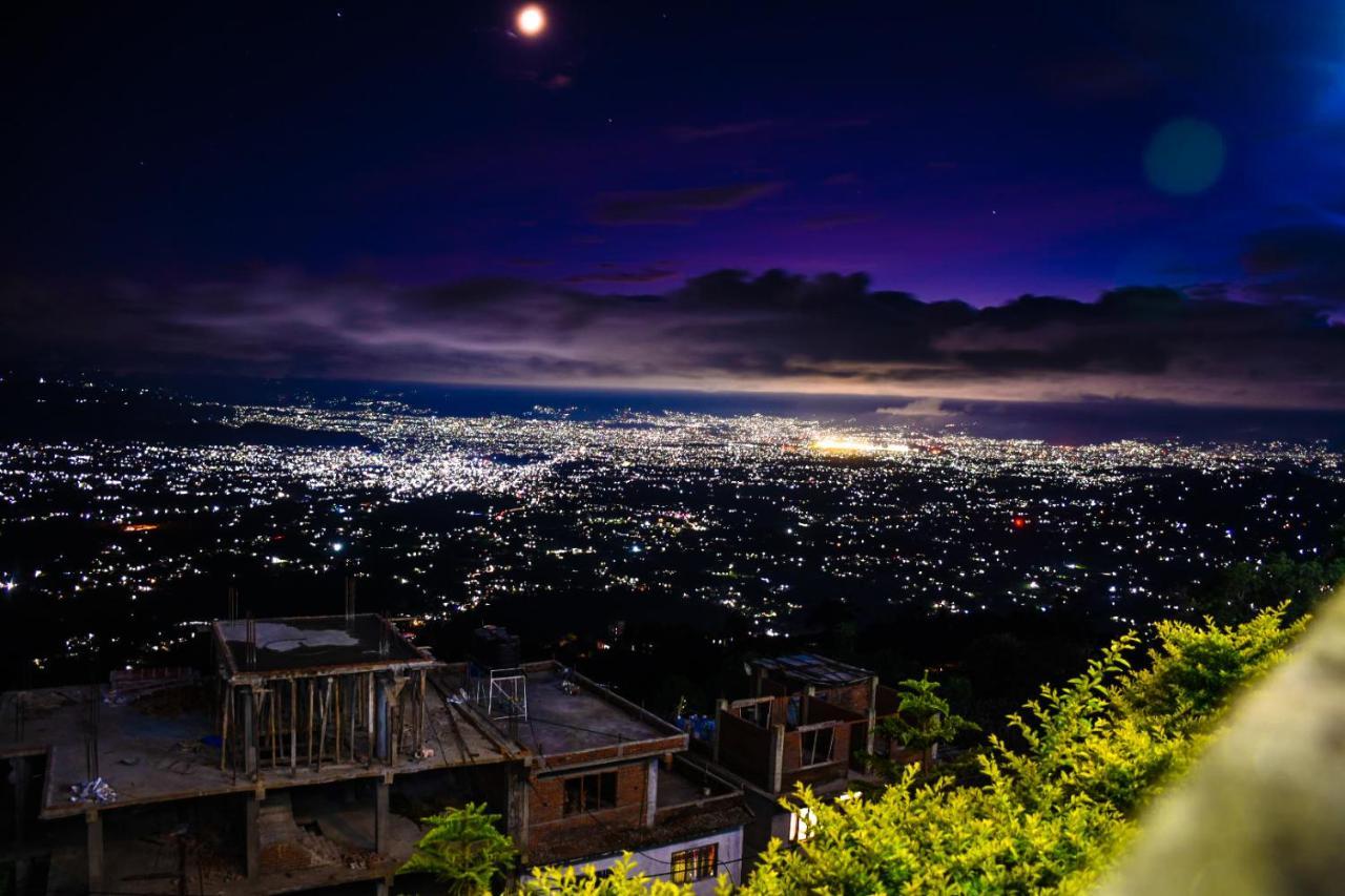 Bojinee Nagarkot Resort Dış mekan fotoğraf