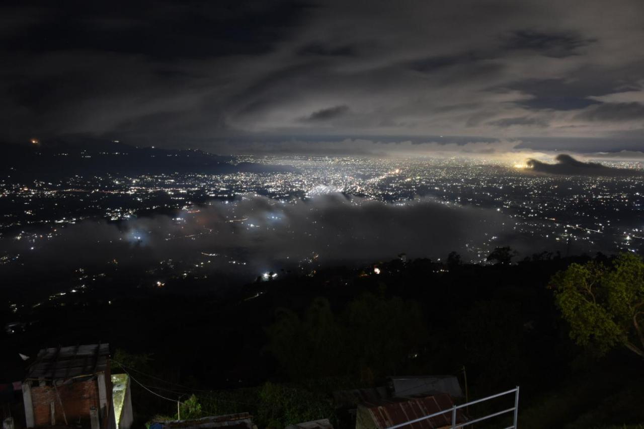 Bojinee Nagarkot Resort Dış mekan fotoğraf