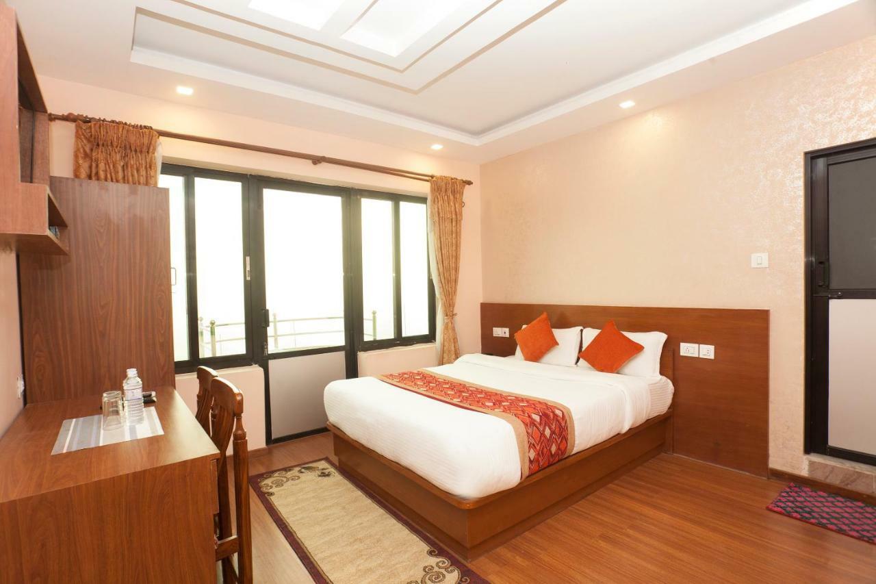 Bojinee Nagarkot Resort Dış mekan fotoğraf