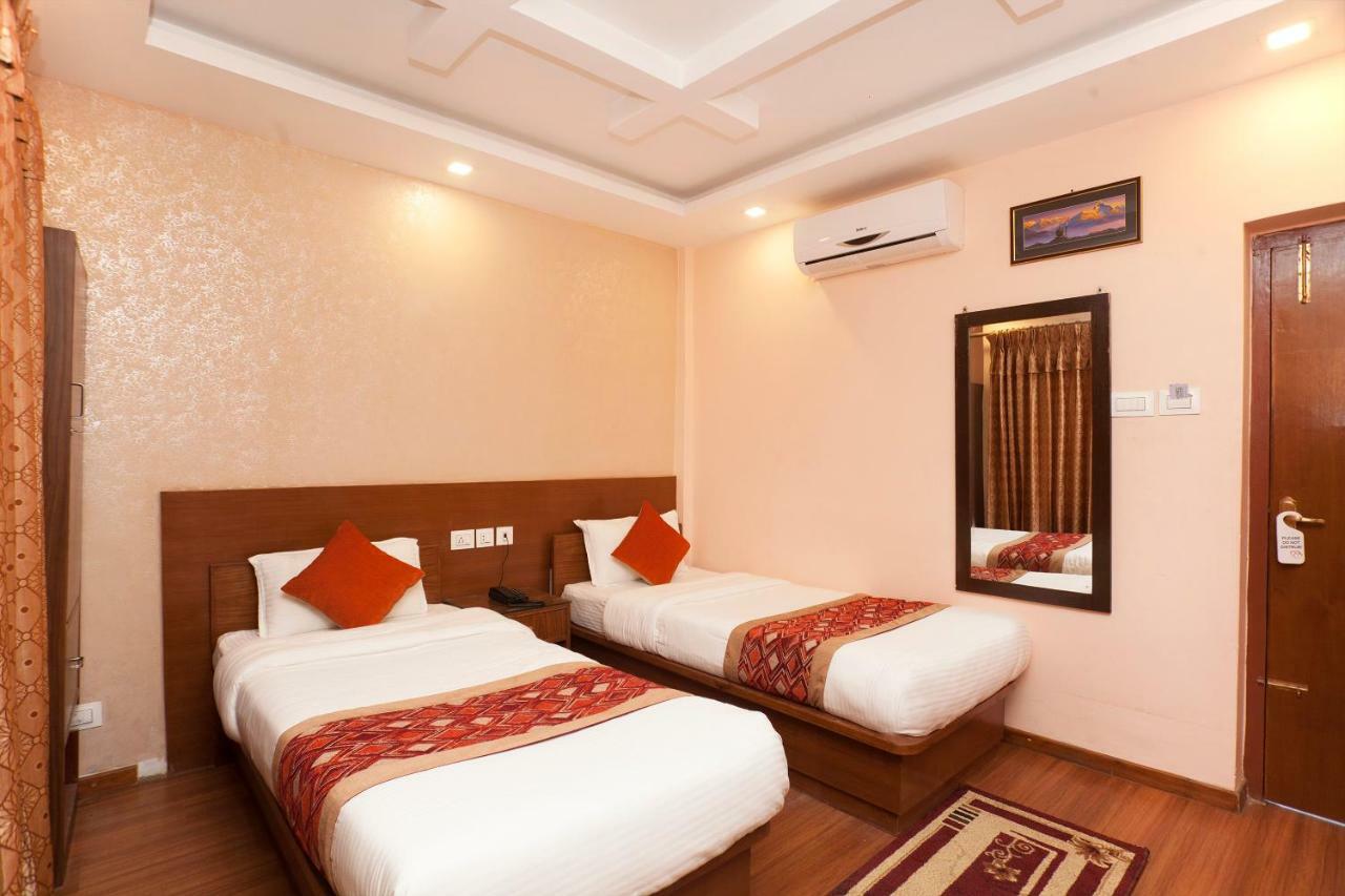 Bojinee Nagarkot Resort Dış mekan fotoğraf