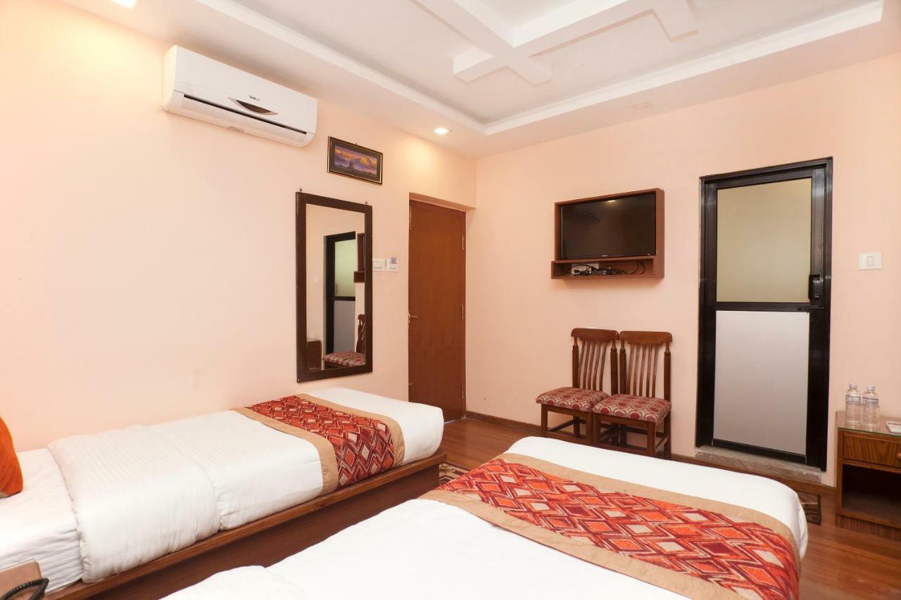 Bojinee Nagarkot Resort Dış mekan fotoğraf